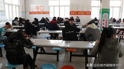 应城市职教中心用心改善教职工食堂 提升服务质量